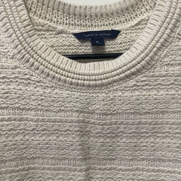 Tommy Hilfiger knit sweater - Picture 2 of 4